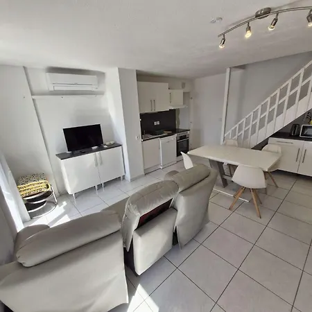 Villa Les Camelias - 4 Pieces - 6 Couchages Le Barcares. Ref: 9cam_4 Mae-5943