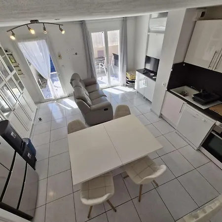 Villa Les Camelias - 4 Pieces - 6 Couchages Le Barcares. Ref: 9cam_4 Mae-5943 *